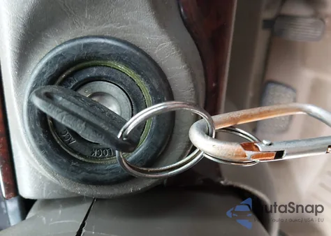 2005 Toyota Tundra Sr5 V8 из США, поврежденный, VIN 5TBDT44135S474248